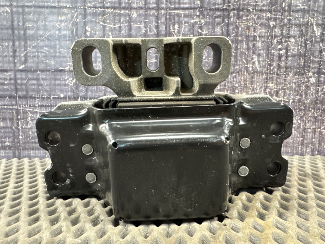 Подушка КПП, 3940 рублей, Красноярск