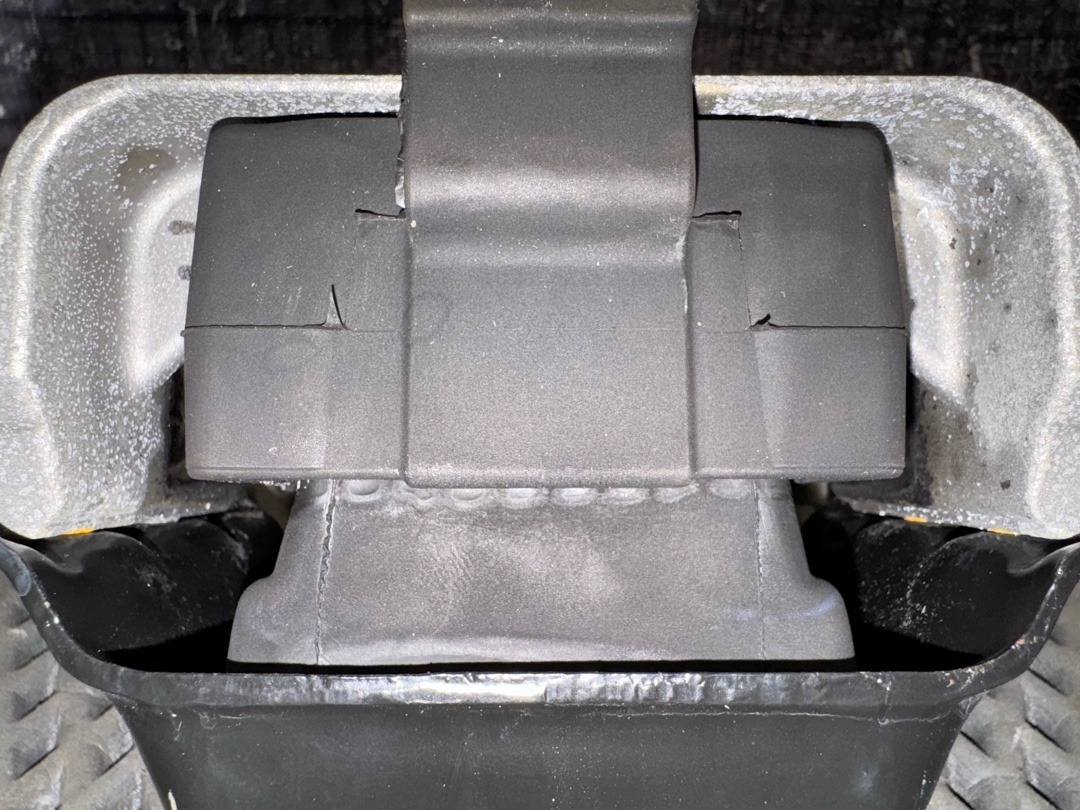 Подушка КПП, 3940 рублей, Красноярск