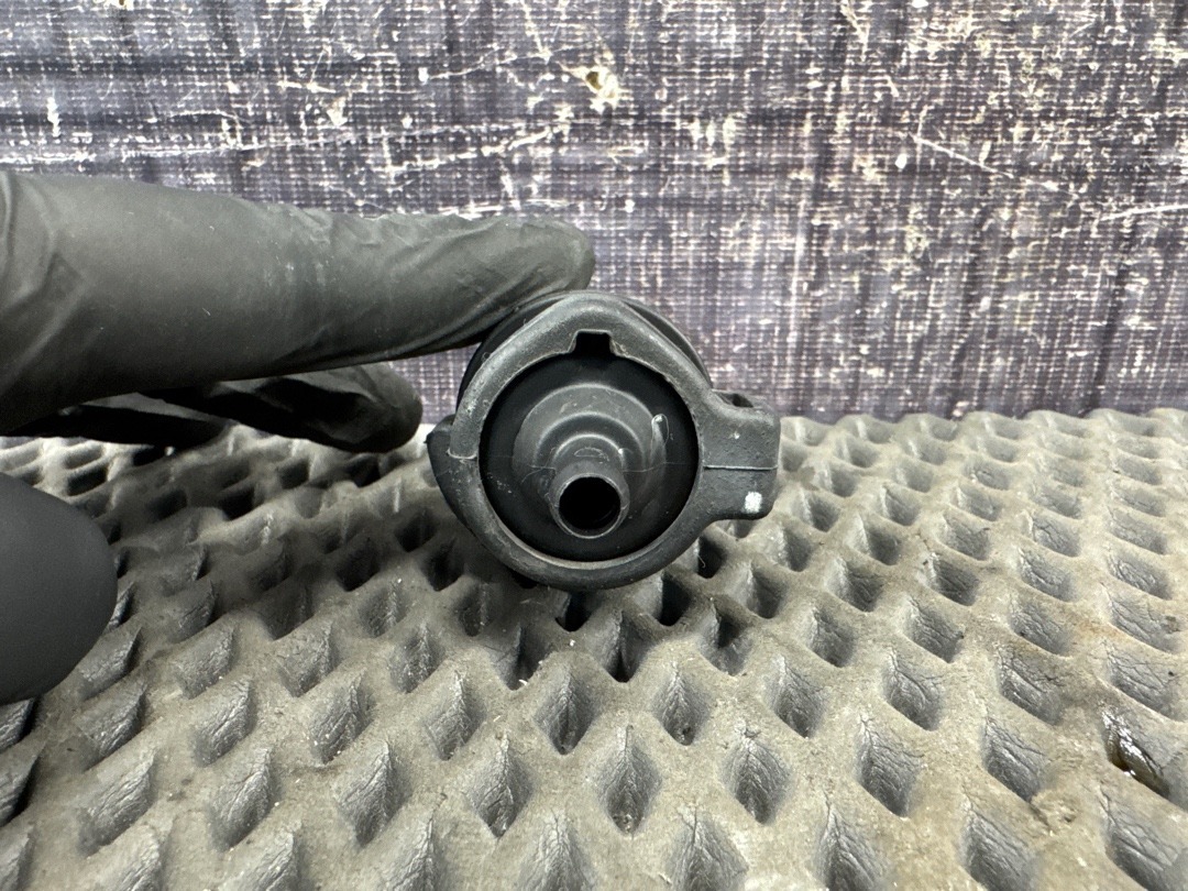 Клапан вентиляции топливного бака, 2670 рублей, Красноярск