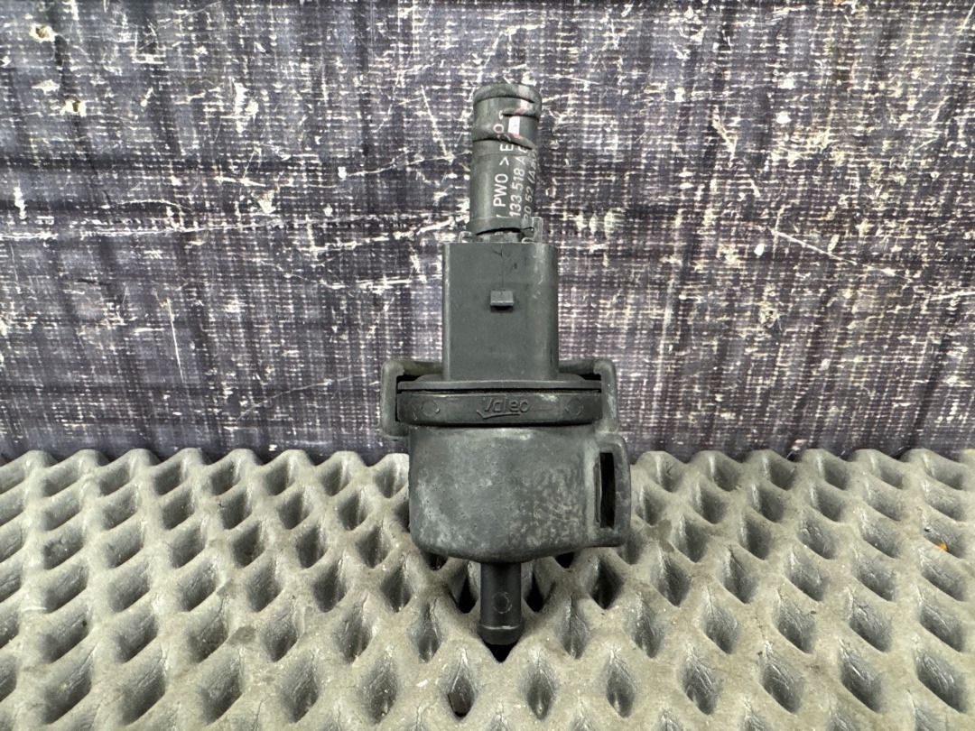 Клапан вентиляции топливного бака, 2670 рублей, Красноярск