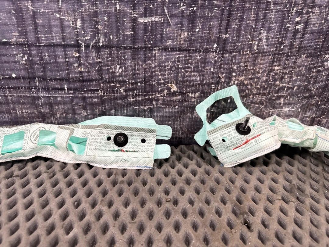 Подушка безопасности, 1630 рублей, Красноярск