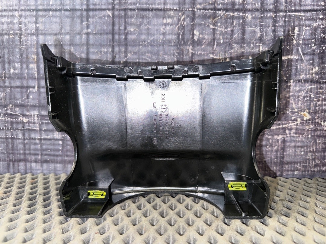 Кожух рулевой колонки, 910 рублей, Красноярск