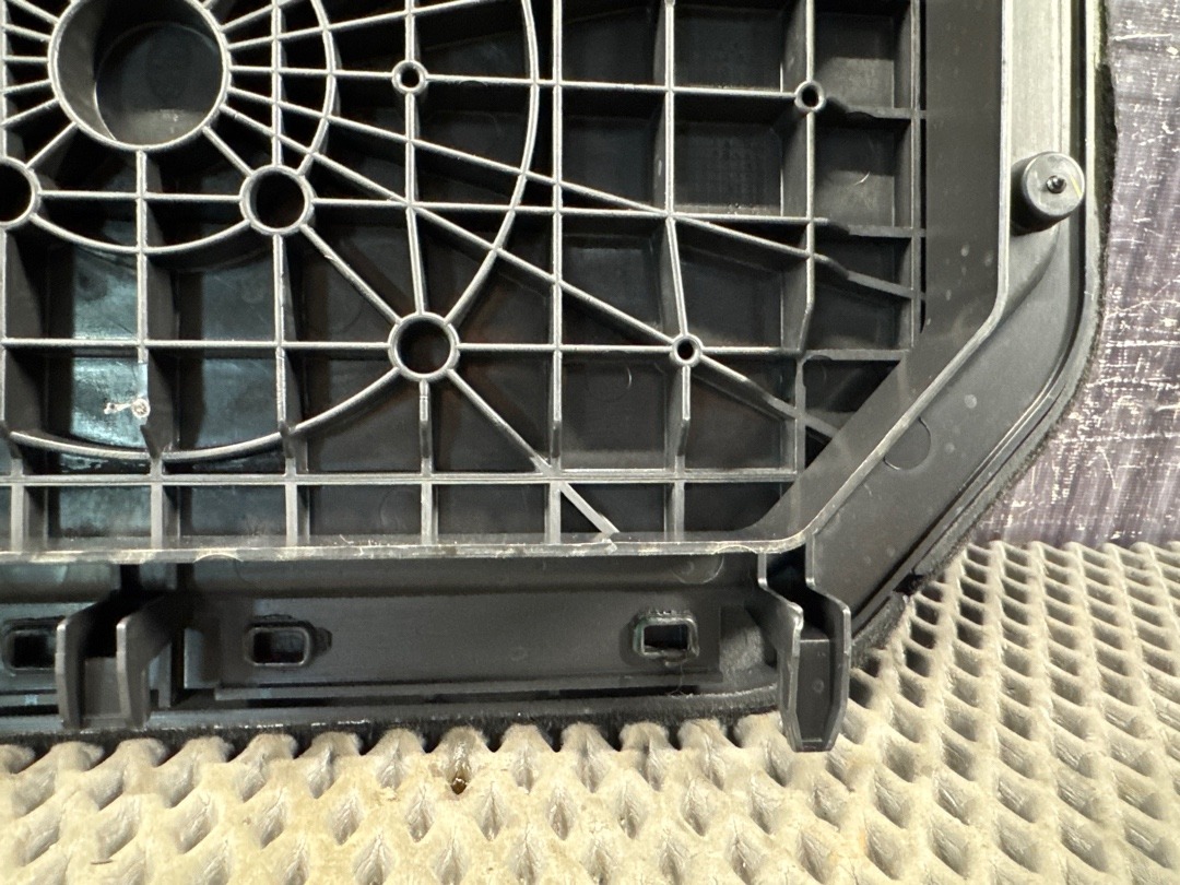 Крышка вещевого ящика, 610 рублей, Красноярск