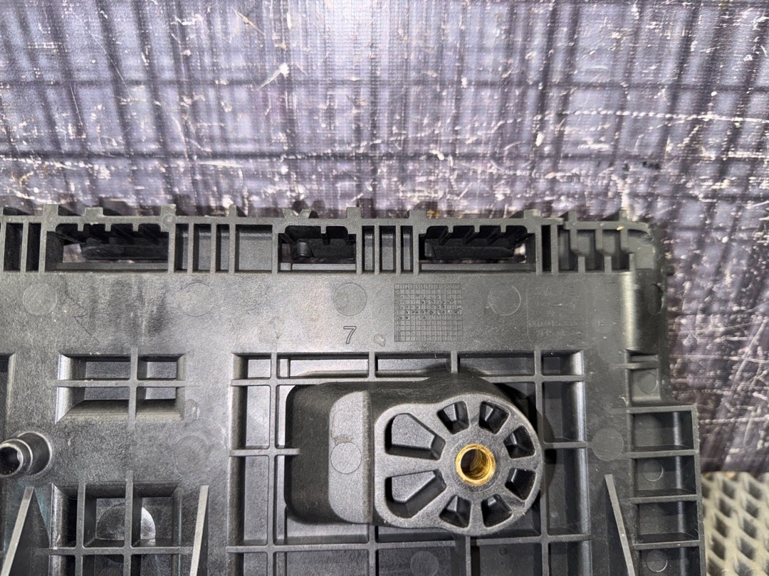 Кожух аккумулятора, 3120 рублей, Красноярск