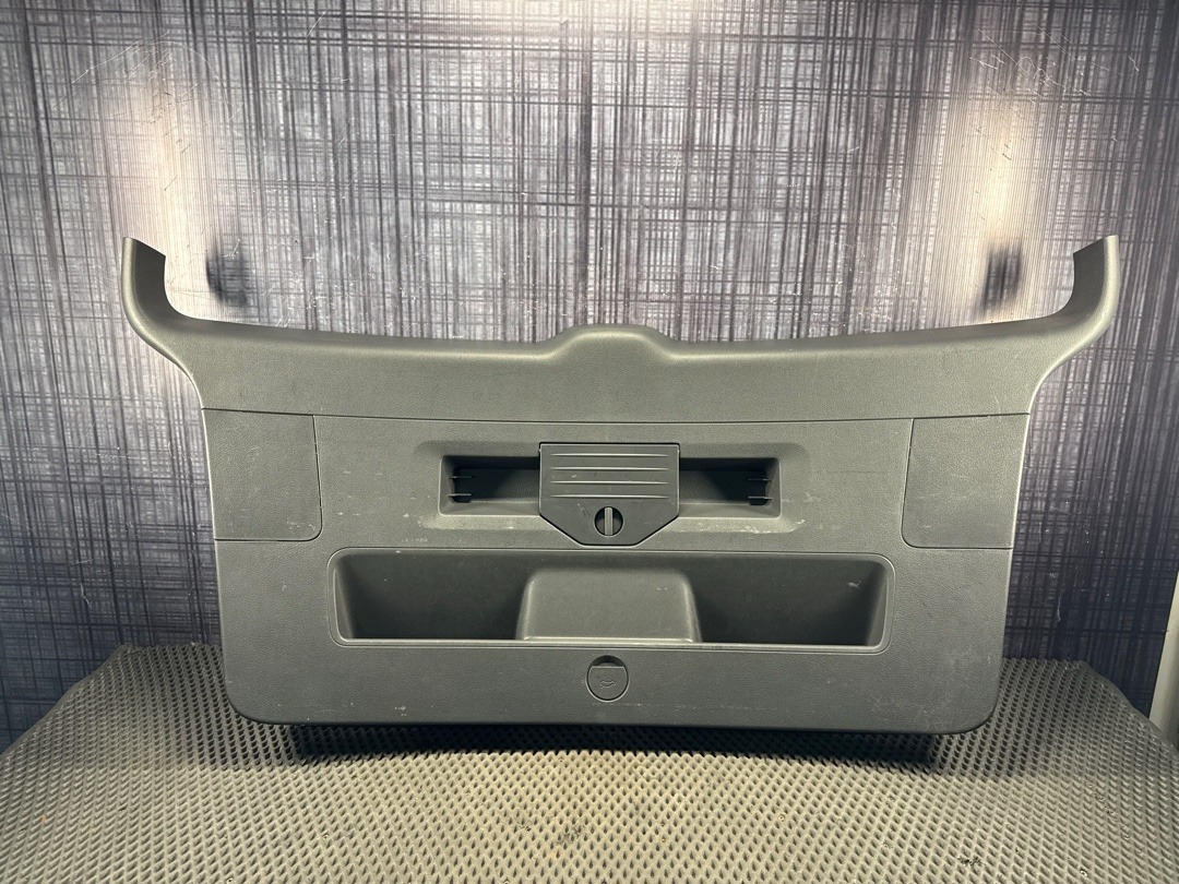 Обшивка крышки багажника, 2140 рублей, Красноярск