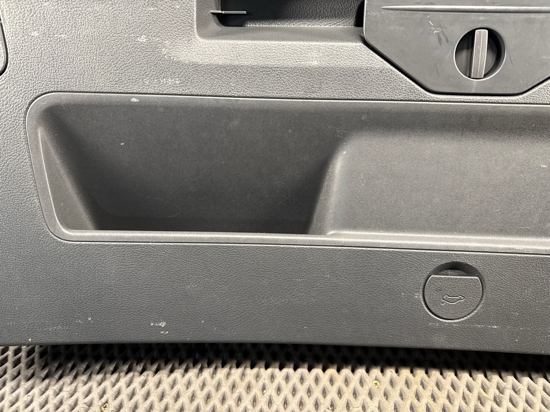 Обшивка крышки багажника, 2140 рублей, Красноярск