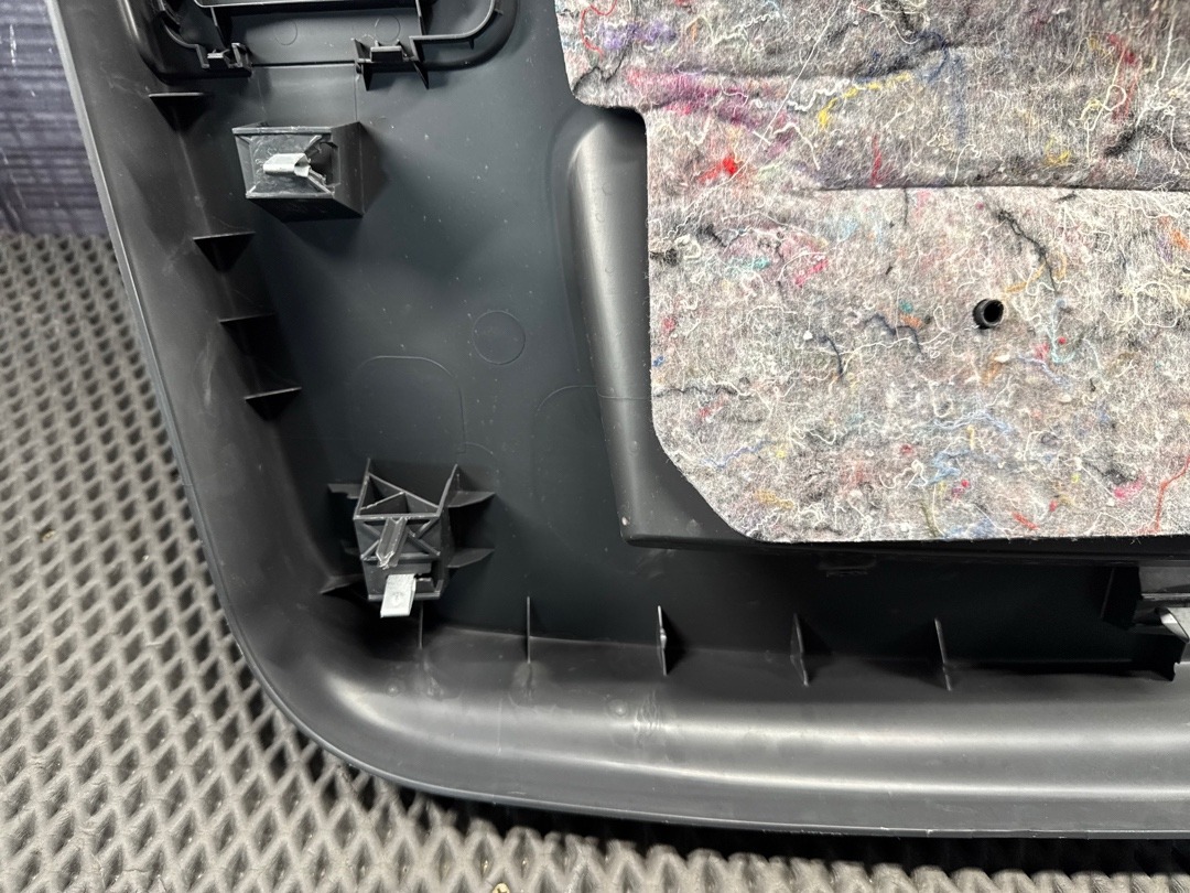 Обшивка крышки багажника, 2140 рублей, Красноярск