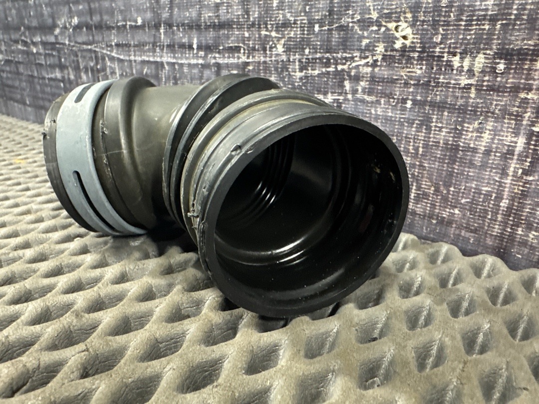 Патрубок впускной, 720 рублей, Красноярск