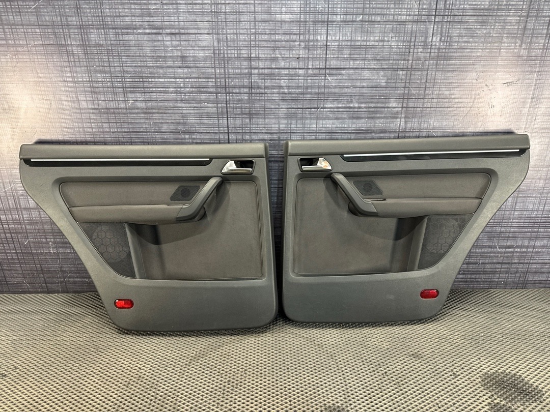 Комплект обшивок дверей, 2810 рублей, Красноярск