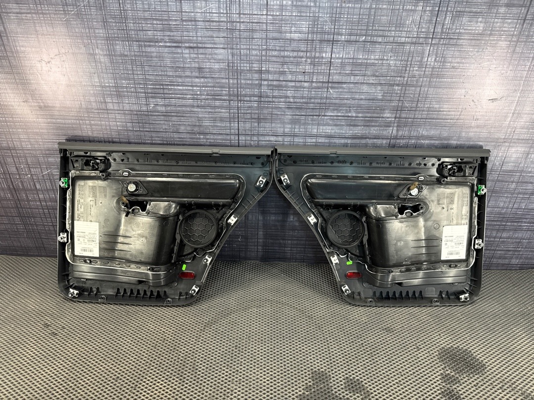 Комплект обшивок дверей, 2810 рублей, Красноярск