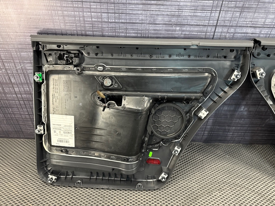 Комплект обшивок дверей, 2810 рублей, Красноярск