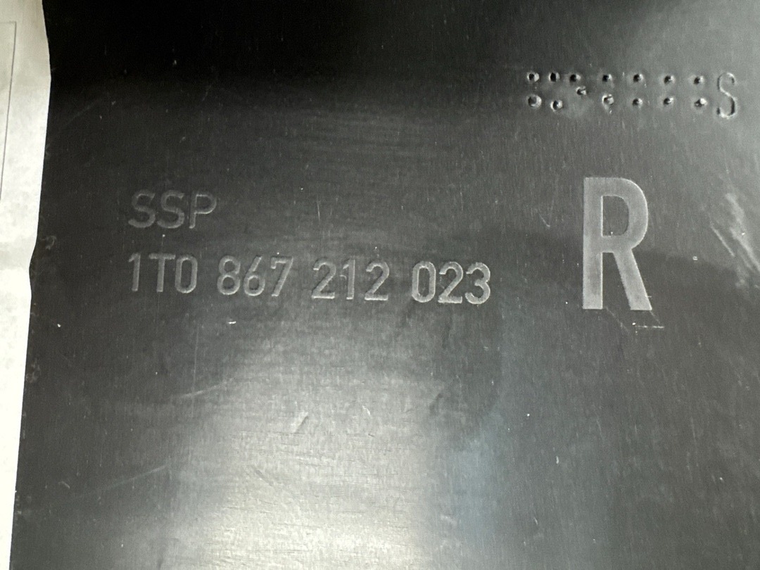 Комплект обшивок дверей, 2810 рублей, Красноярск