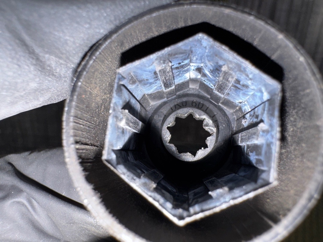 Комплект колесных болтов, 3720 рублей, Красноярск