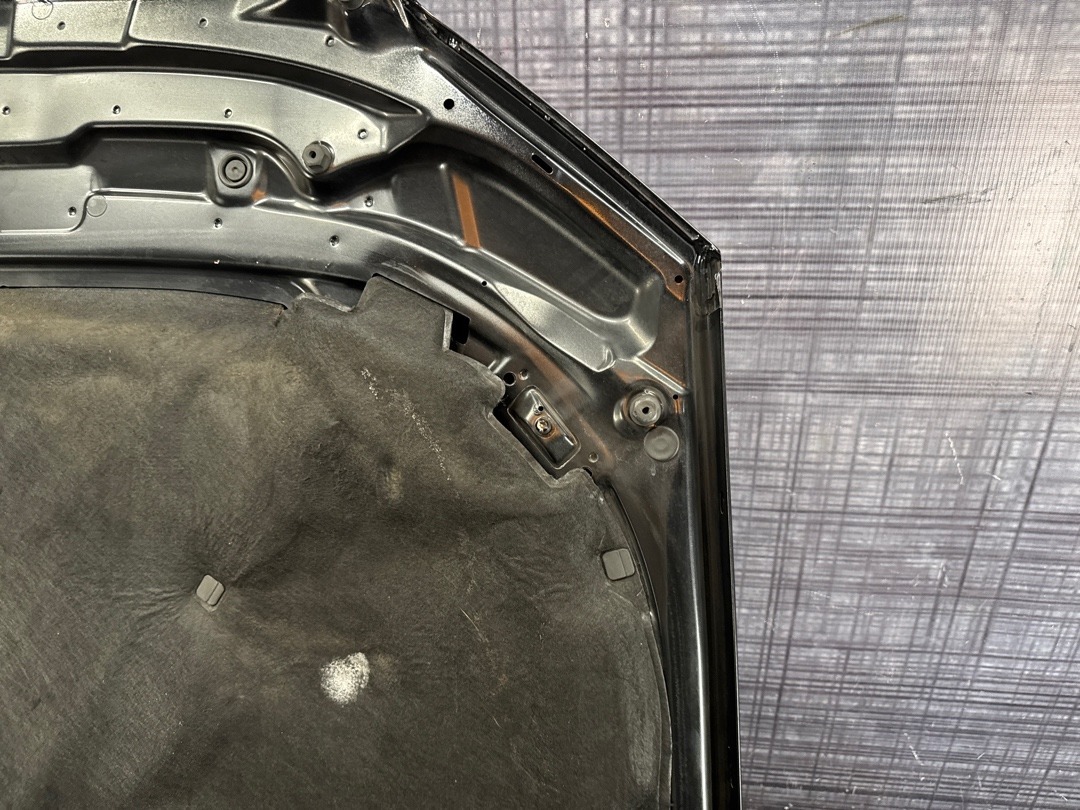 Капот, 10270 рублей, Красноярск