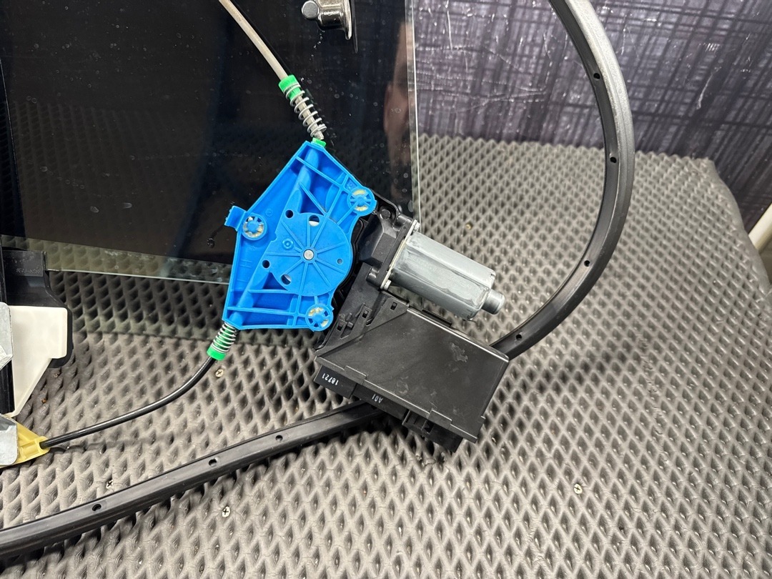 Стеклоподъемник, 2460 рублей, Красноярск