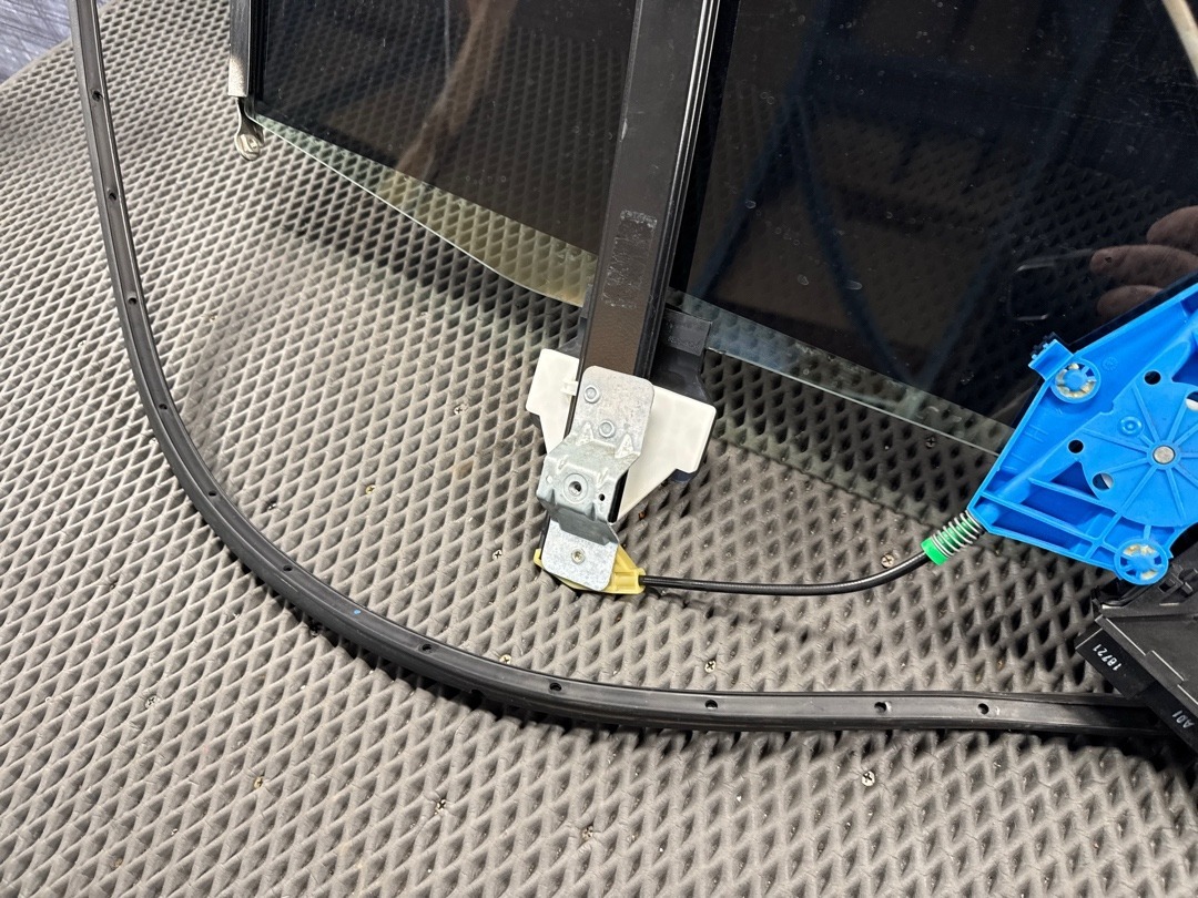 Стеклоподъемник, 2460 рублей, Красноярск