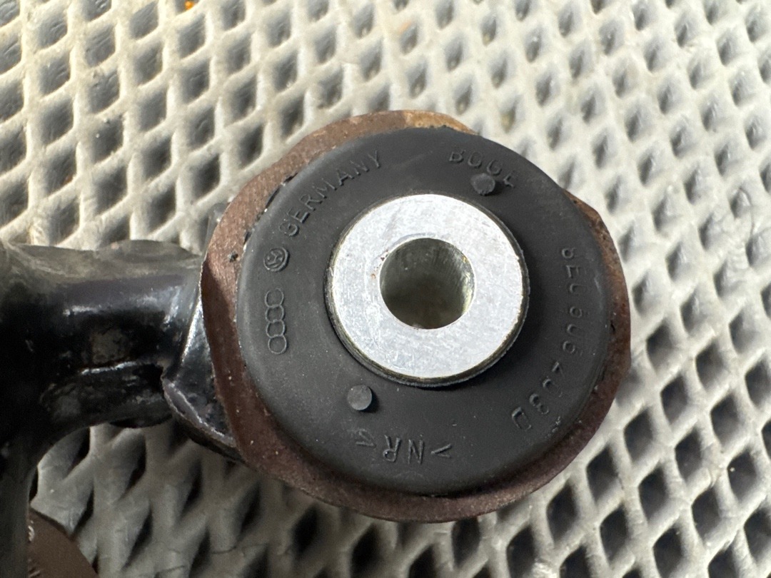 Поворотный кулак, 4080 рублей, Красноярск