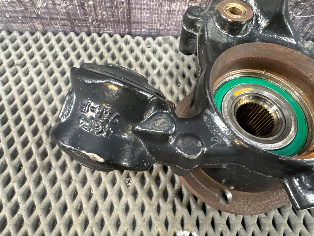 Поворотный кулак, 4080 рублей, Красноярск