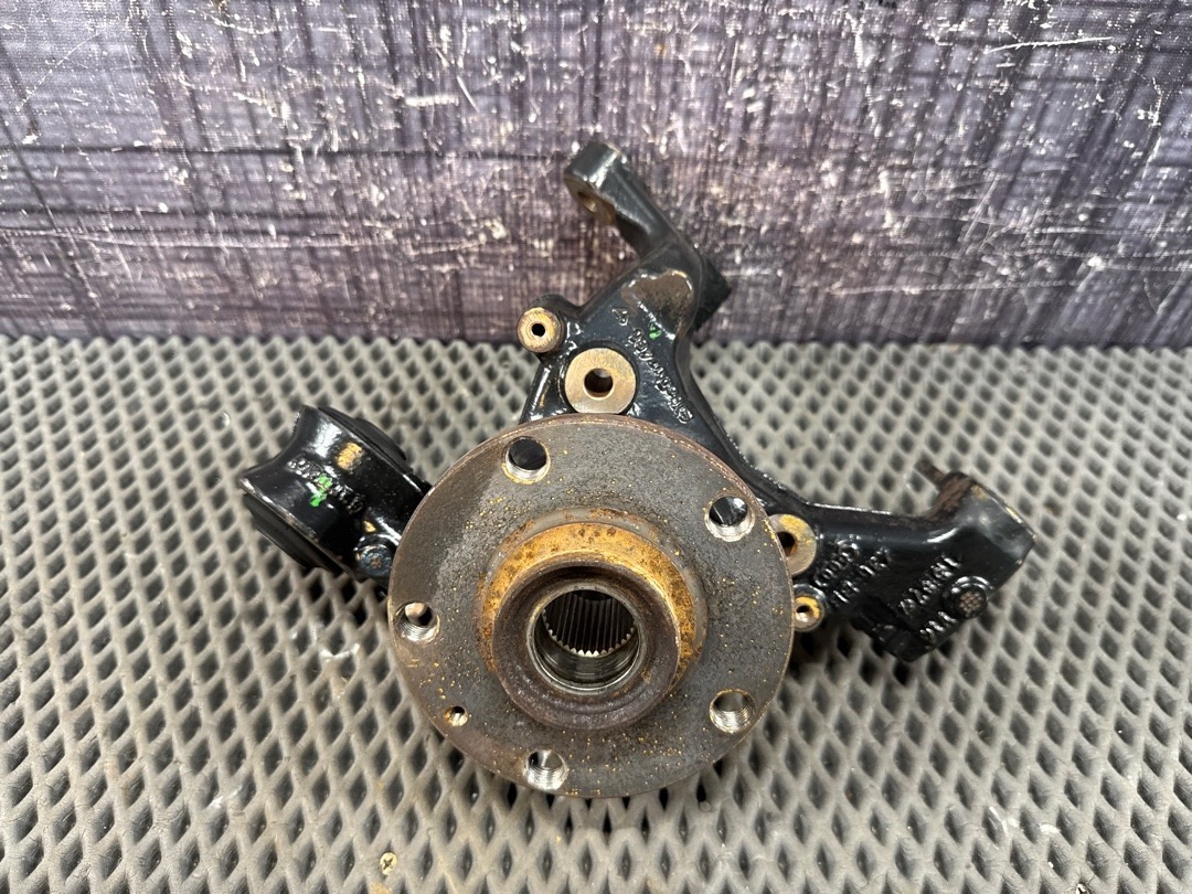 Поворотный кулак, 4080 рублей, Красноярск