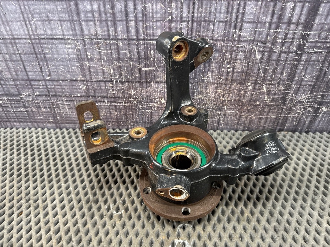 Поворотный кулак, 4080 рублей, Красноярск