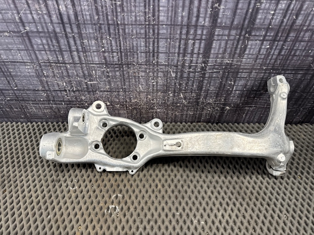 Поворотный кулак, 15120 рублей, Красноярск