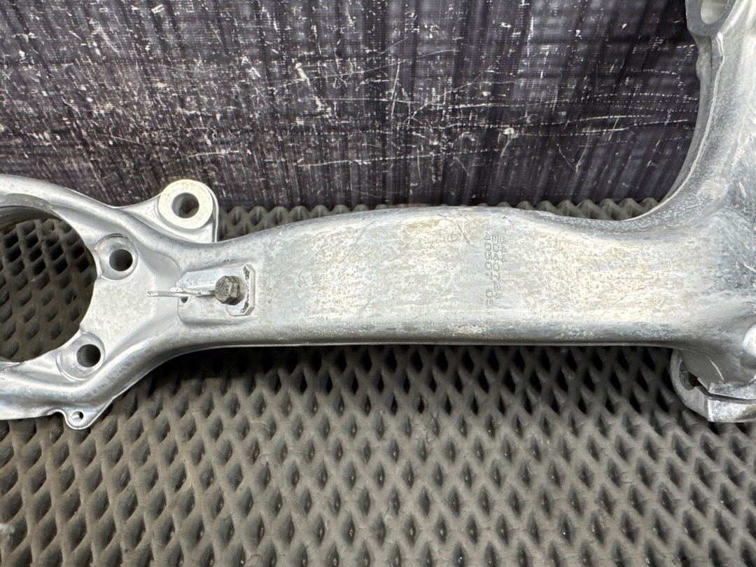 Поворотный кулак, 15120 рублей, Красноярск