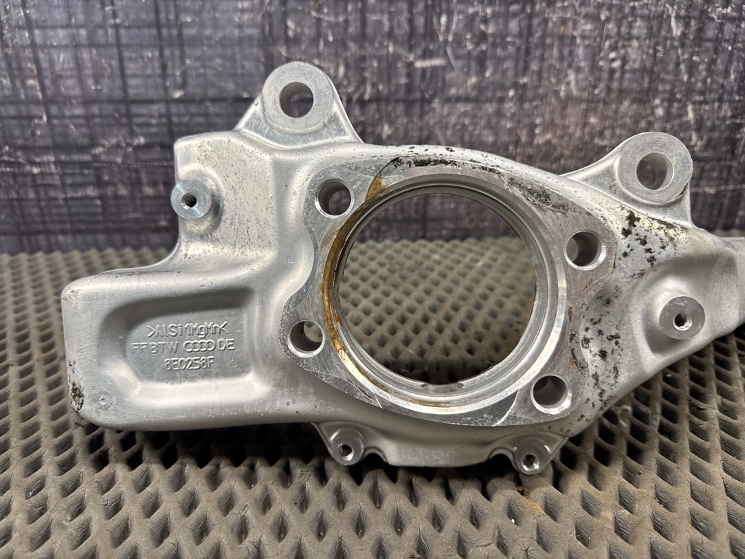 Поворотный кулак, 15120 рублей, Красноярск