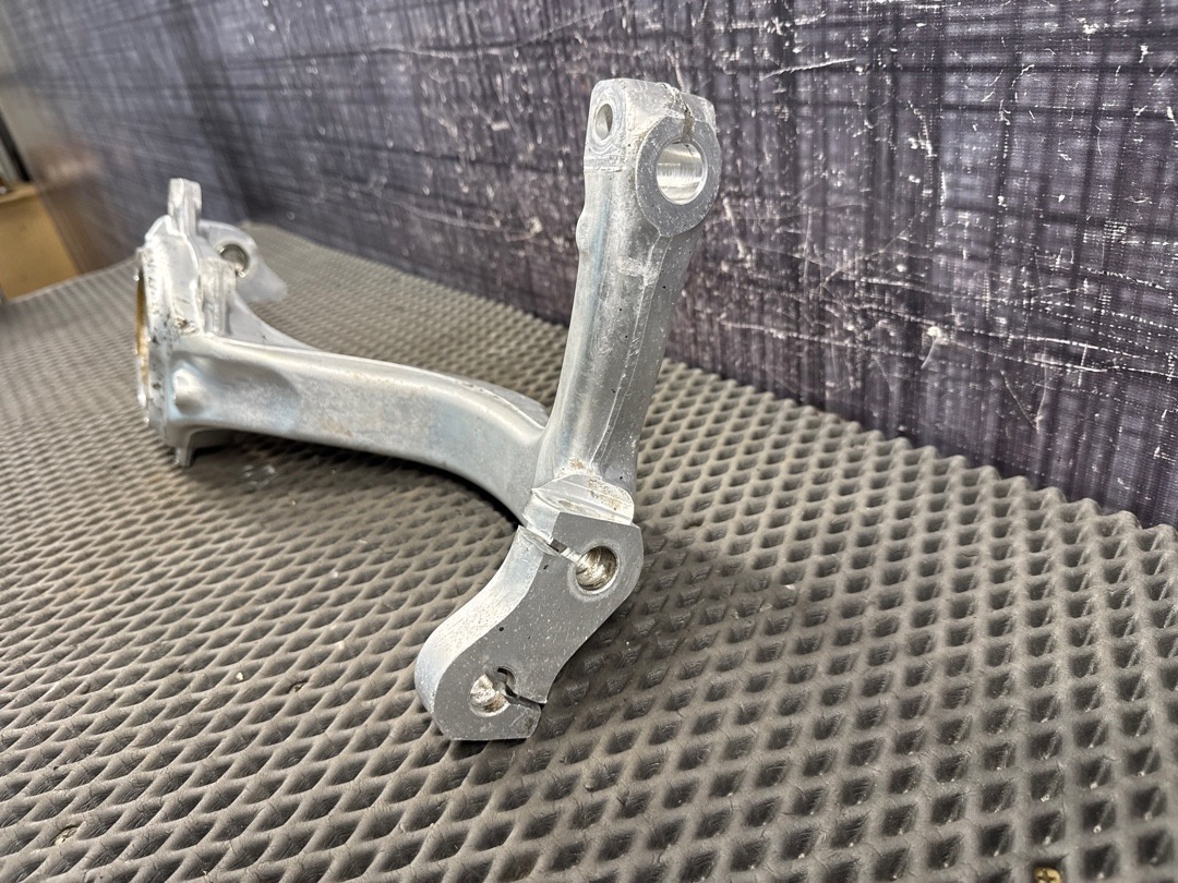 Поворотный кулак, 15120 рублей, Красноярск