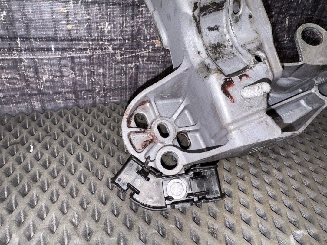 Кронштейн двигателя, 1330 рублей, Красноярск