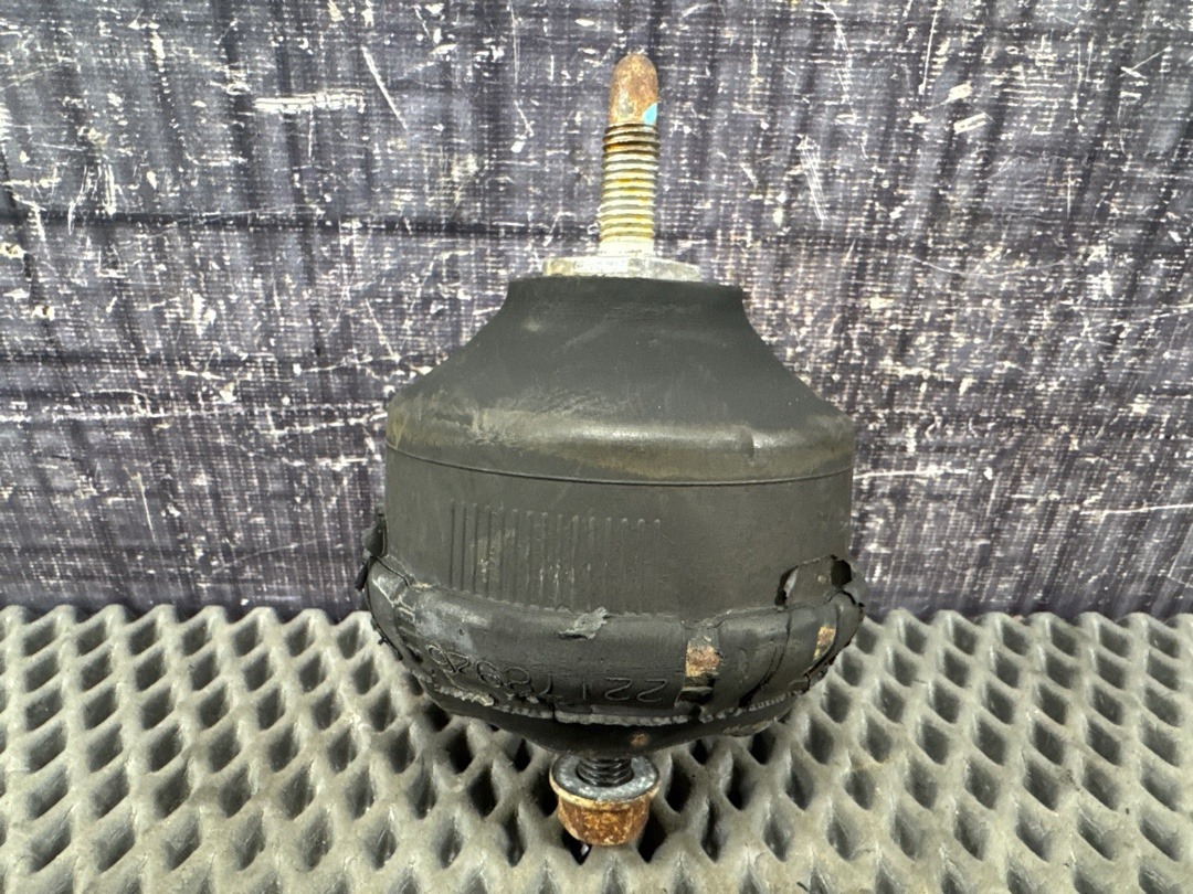 Подушка двигателя, 6860 рублей, Красноярск