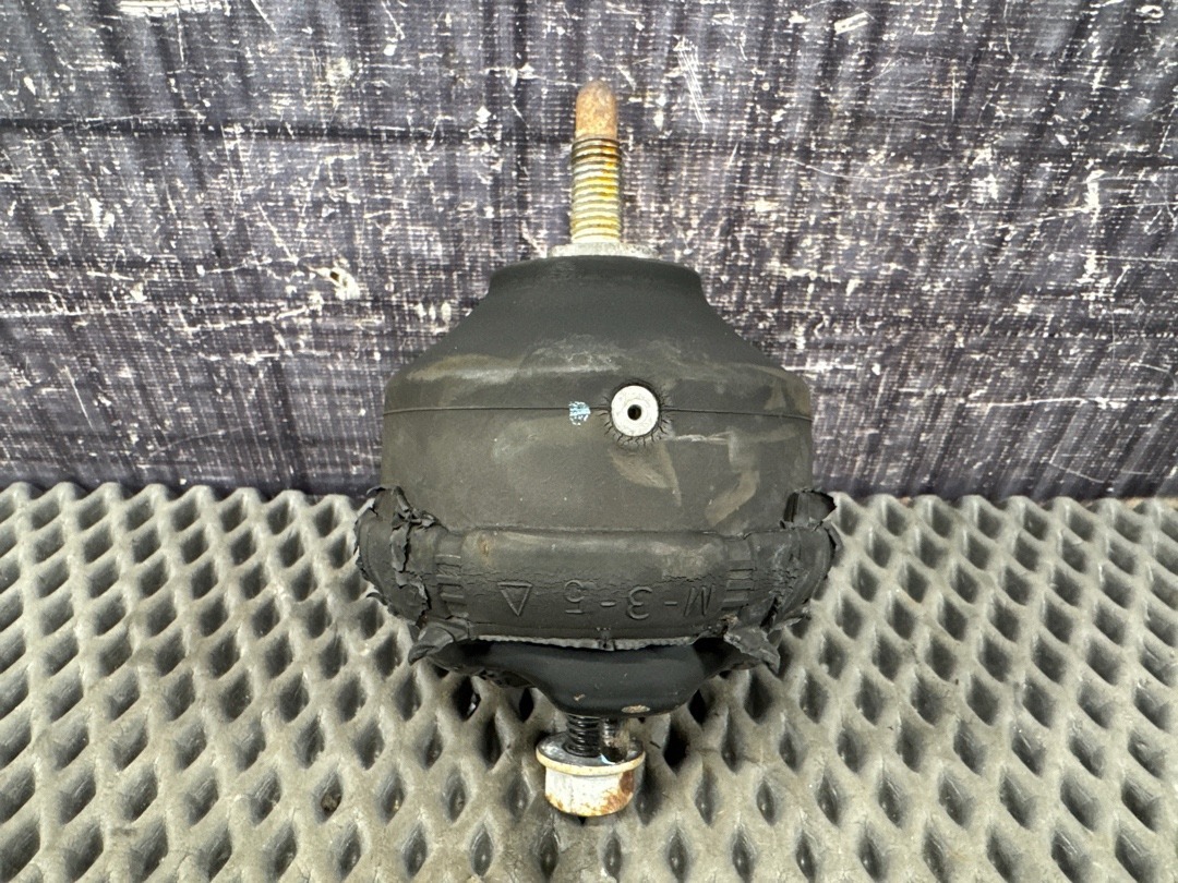 Подушка двигателя, 6860 рублей, Красноярск