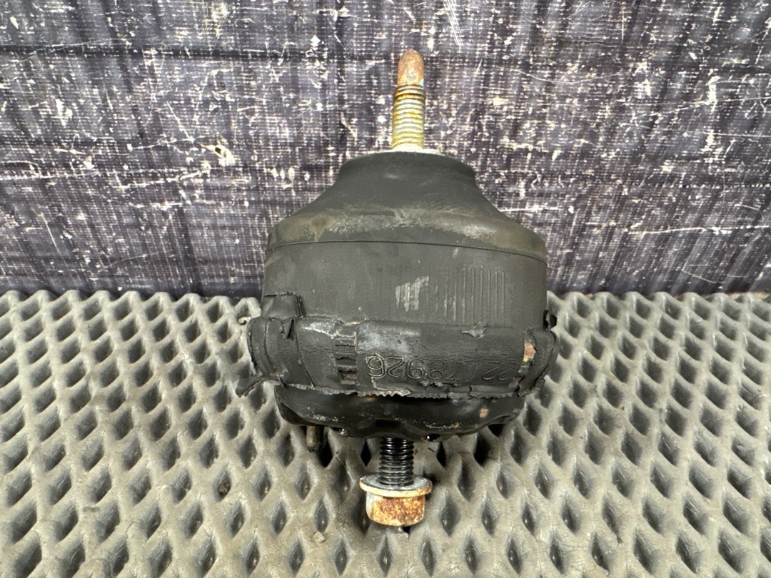 Подушка двигателя, 6860 рублей, Красноярск