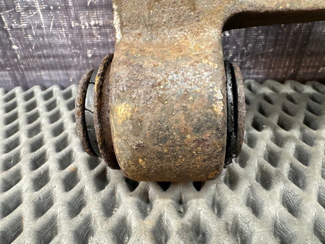 Рычаг подвески, 2020 рублей, Красноярск