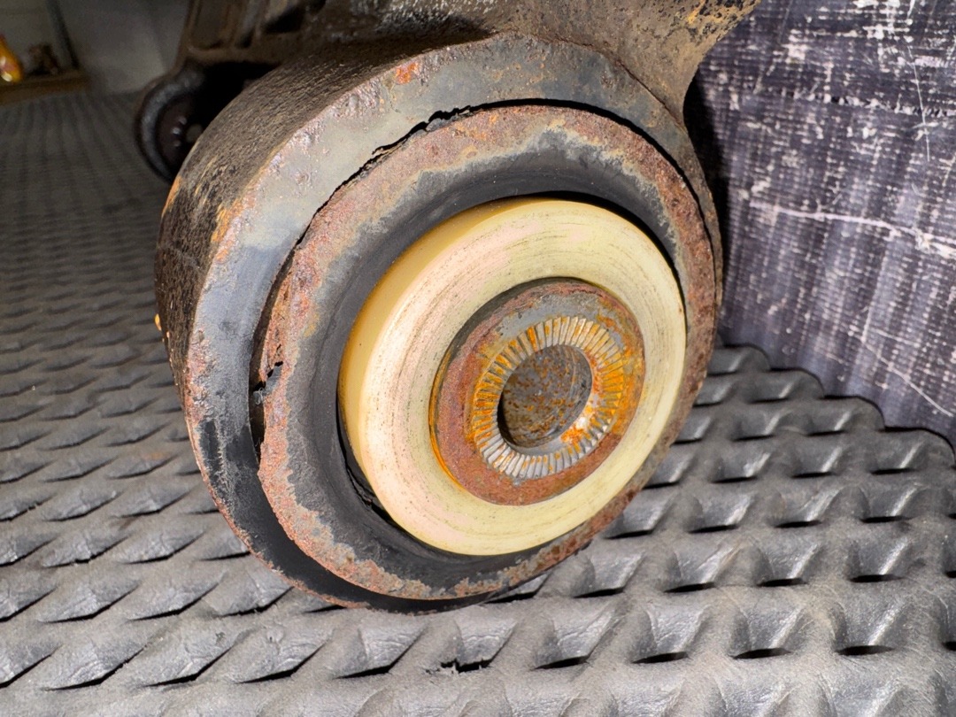 Рычаг подвески, 2020 рублей, Красноярск