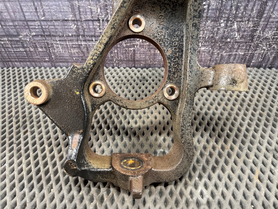 Поворотный кулак, 2760 рублей, Красноярск