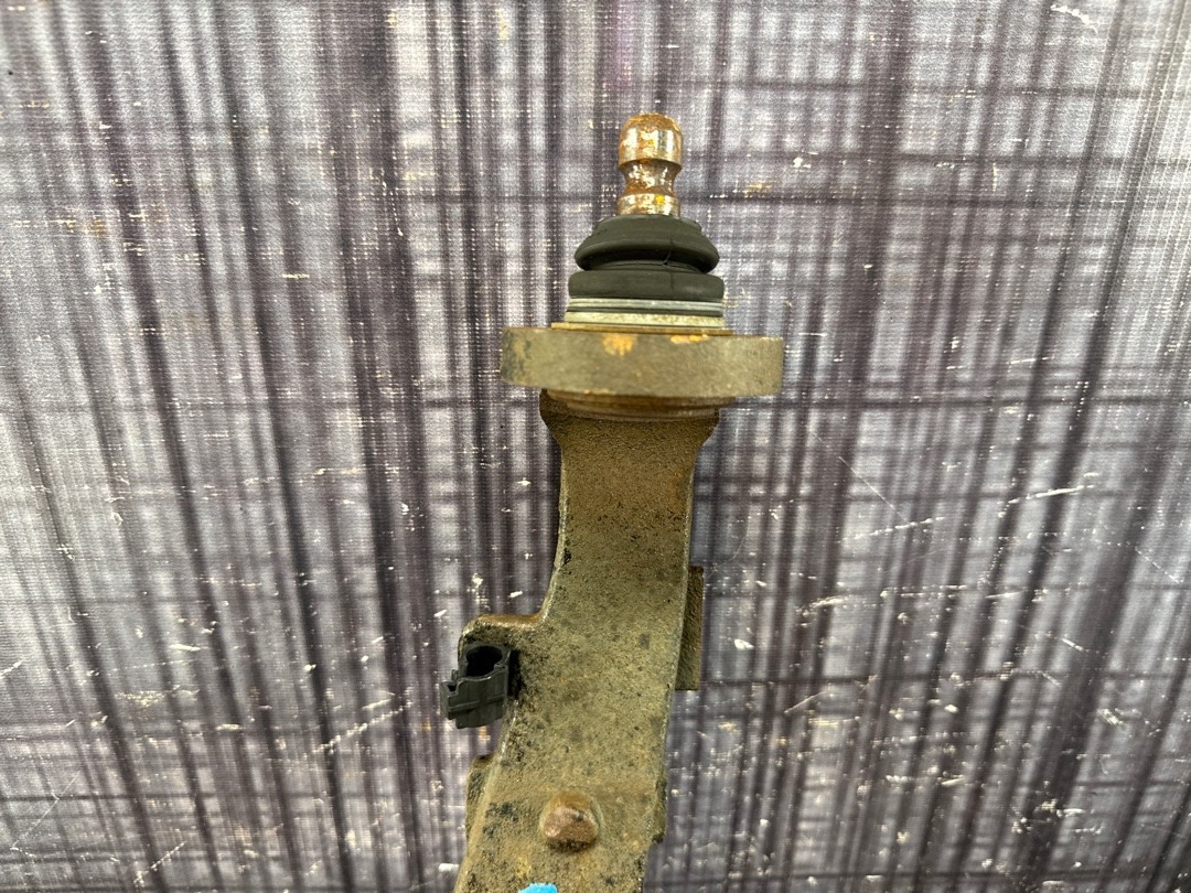 Поворотный кулак, 2760 рублей, Красноярск