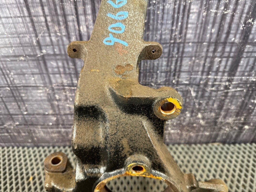 Поворотный кулак, 2760 рублей, Красноярск