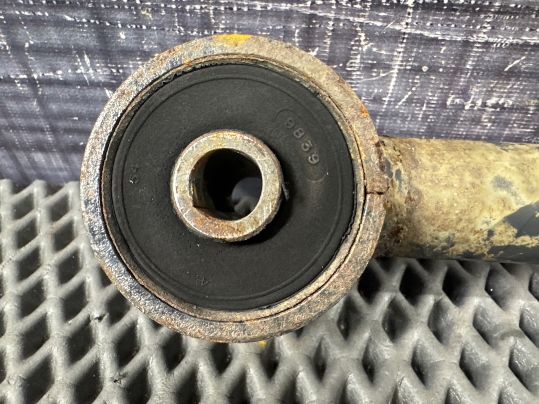 Рычаг подвески, 3020 рублей, Красноярск