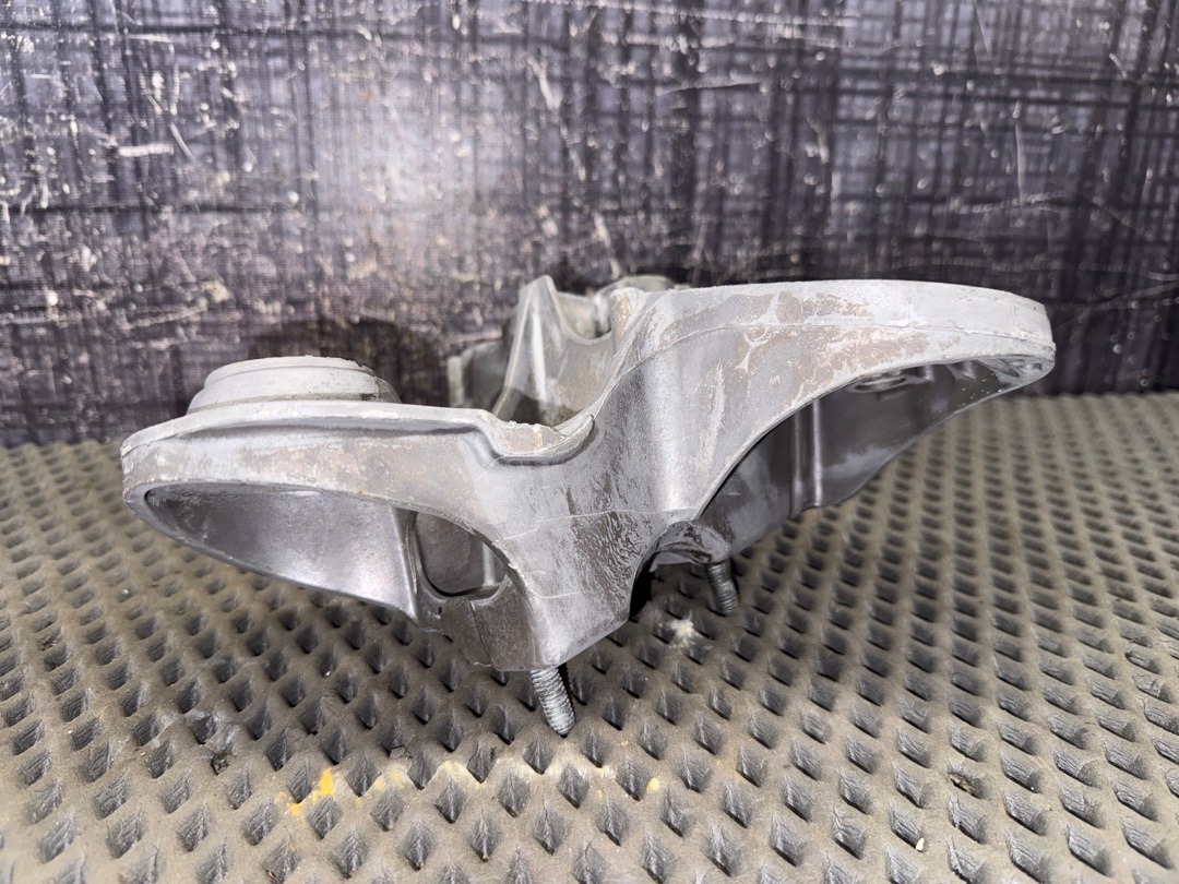 Кронштейн двигателя, 1330 рублей, Красноярск