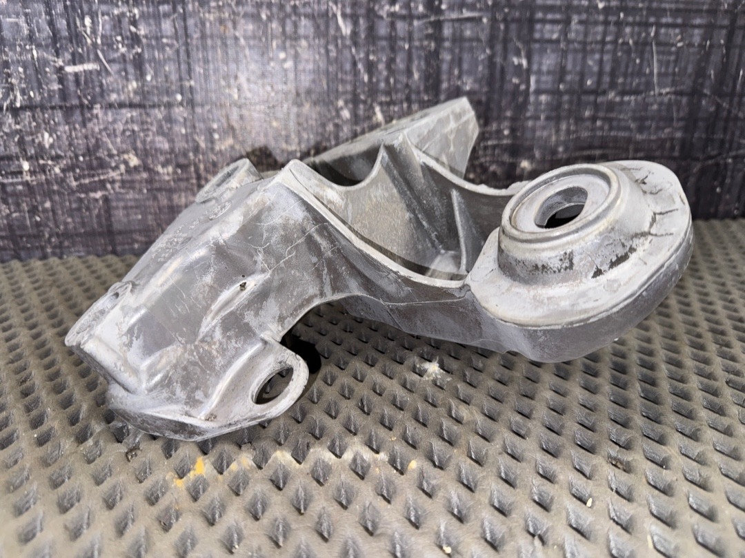 Кронштейн двигателя, 1330 рублей, Красноярск