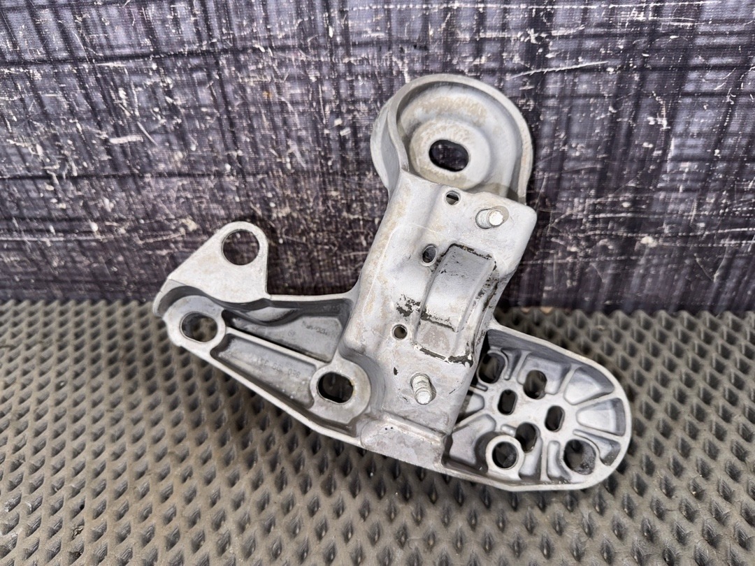 Кронштейн двигателя, 1330 рублей, Красноярск