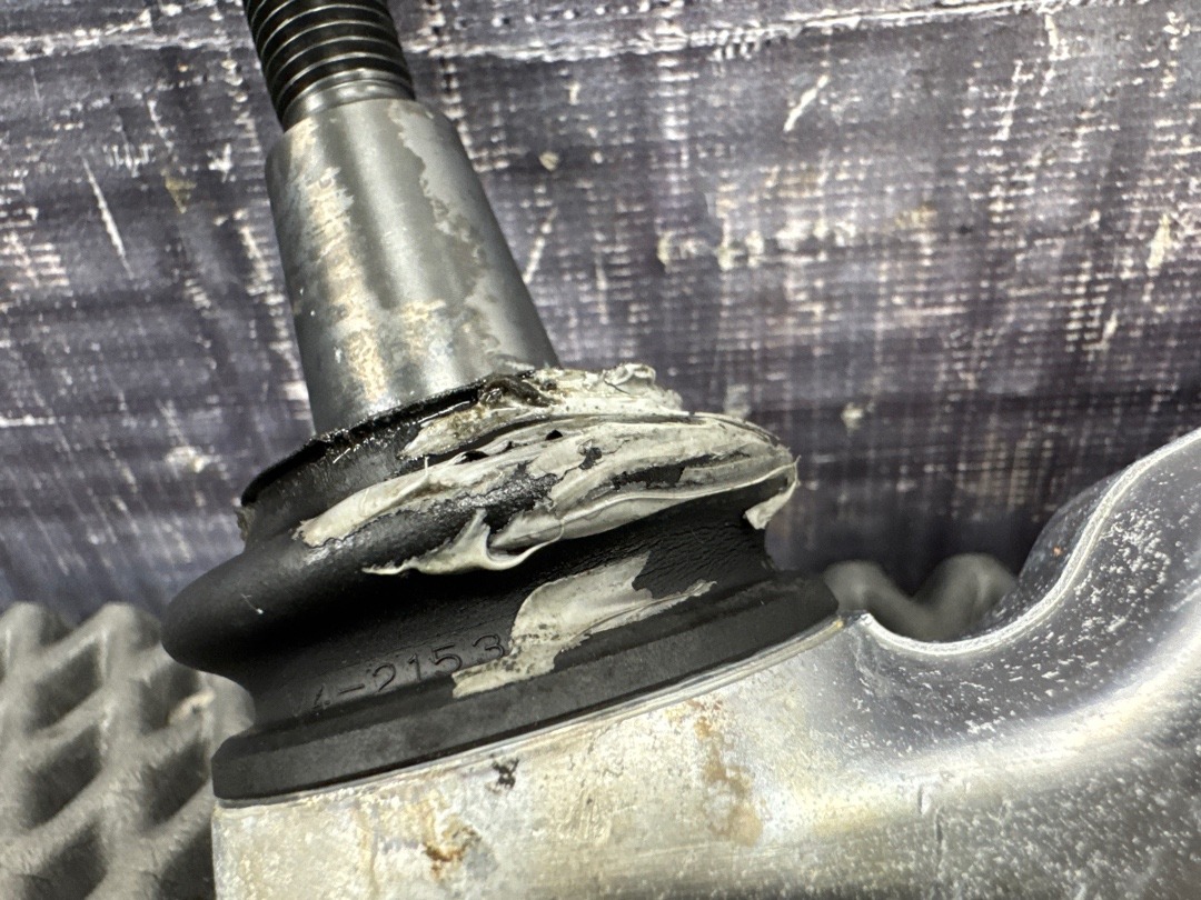 Рычаг подвески, 4030 рублей, Красноярск