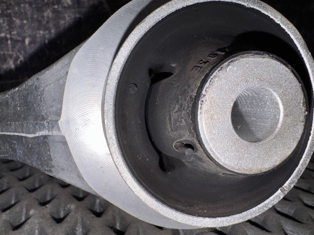 Рычаг подвески, 4030 рублей, Красноярск