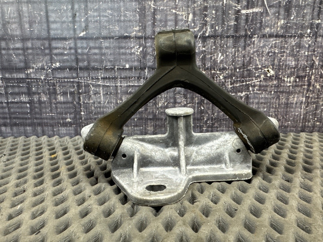 Подушка глушителя, 780 рублей, Красноярск