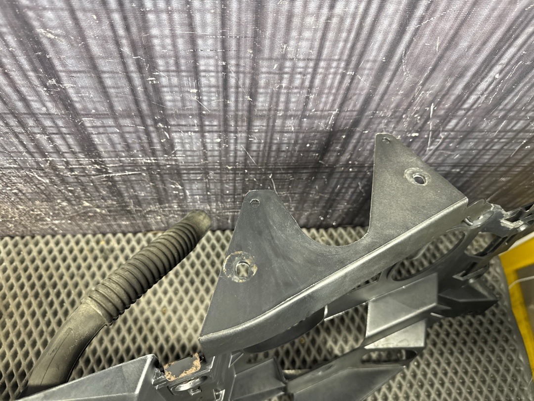 Рамка радиатора, 31660 рублей, Красноярск