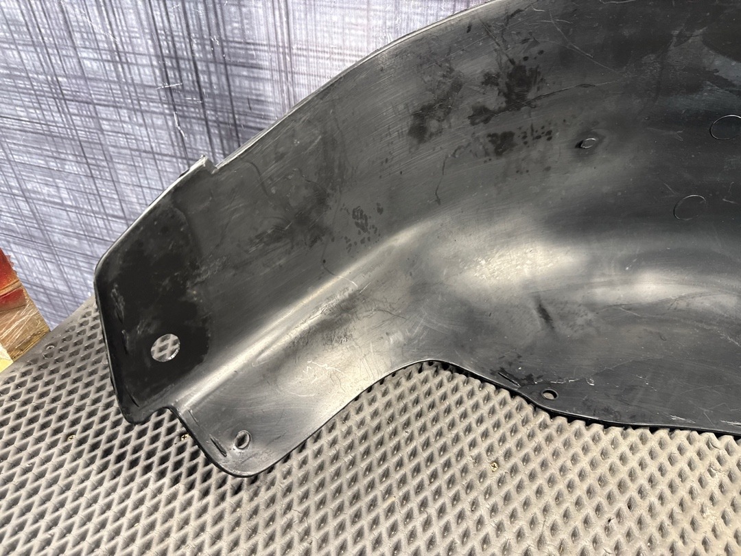 Подкрылок, 820 рублей, Красноярск