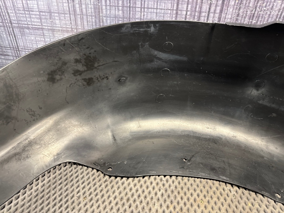 Подкрылок, 820 рублей, Красноярск