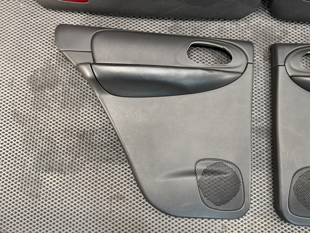 Комплект обшивок дверей, 15430 рублей, Красноярск