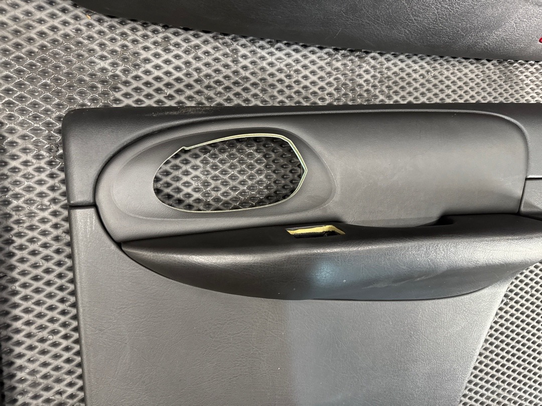 Комплект обшивок дверей, 15430 рублей, Красноярск