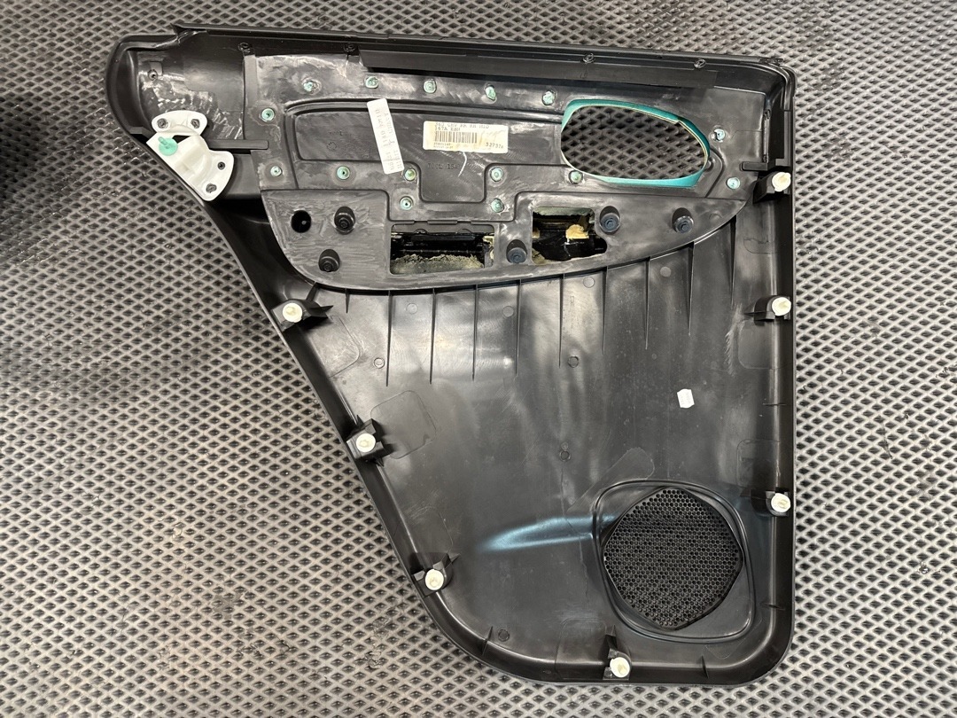 Комплект обшивок дверей, 15430 рублей, Красноярск